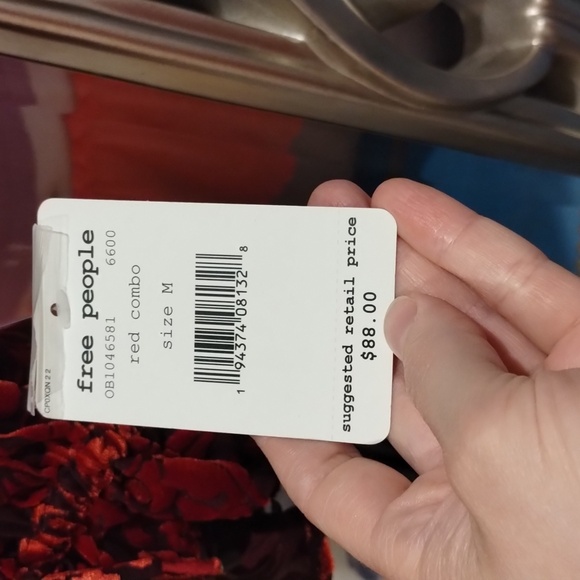 Free People Velvet Ruffle Top Size M - Picture 7 of 7